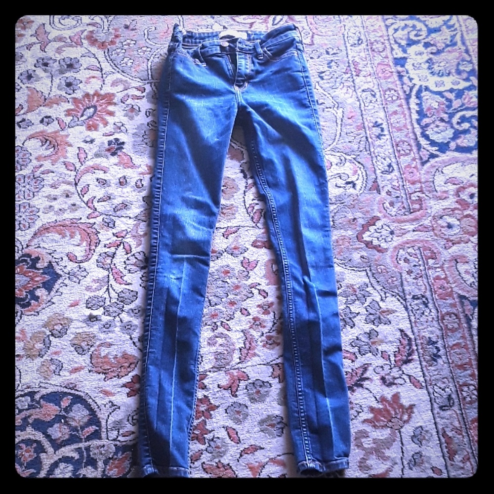 Hollister jeans